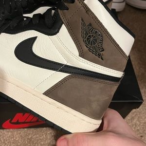 (R e p s) Nike air Jordan 1 mocha high